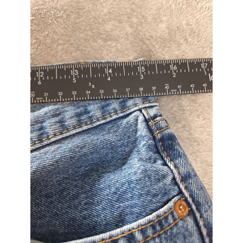 Levis 505 Regular Fit Straight Leg Jeans Mens 32x30 Medium Wash Blue Denim - Picture 7 of 7